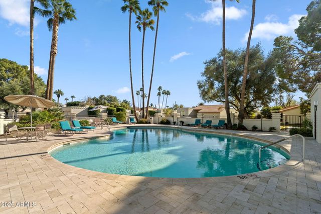 4 E SAN MIGUEL Avenue, Phoenix, AZ 85012
