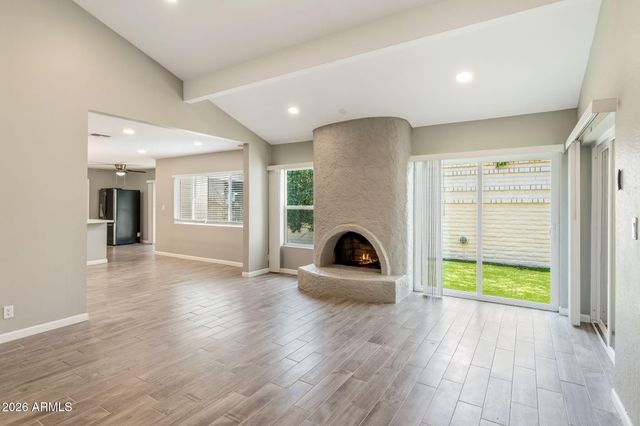 4 E SAN MIGUEL Avenue, Phoenix, AZ 85012