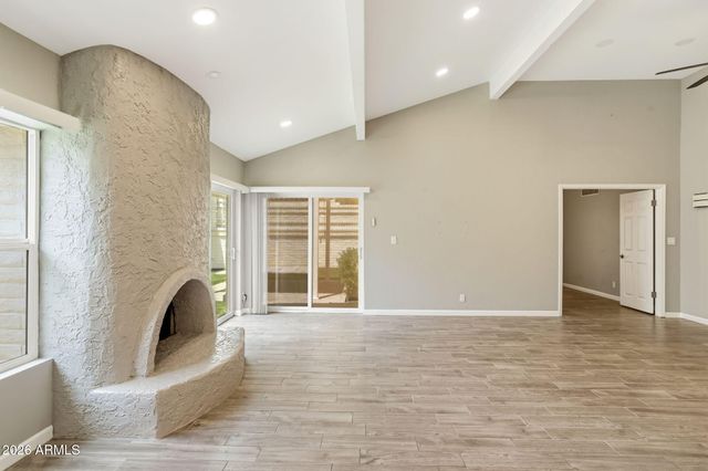 4 E SAN MIGUEL Avenue, Phoenix, AZ 85012
