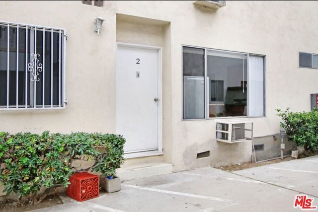 817 N Hudson Avenue 2, Los Angeles, CA 90038