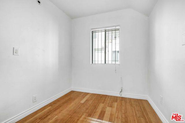 817 N Hudson Avenue 2, Los Angeles, CA 90038