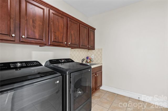 107 Kenway Loop, Mooresville, NC 28117