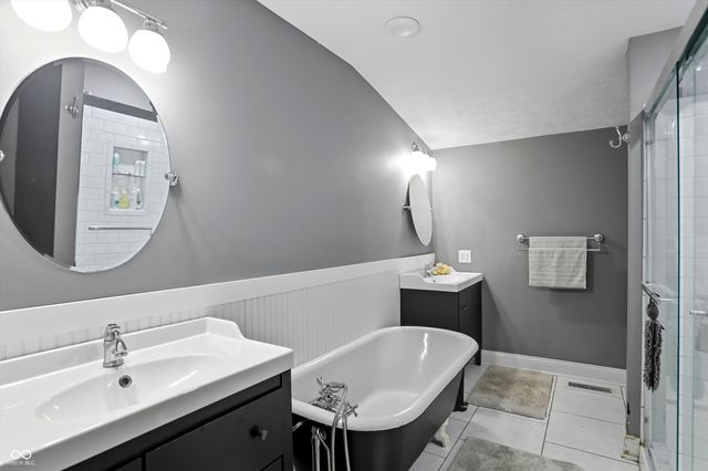 341 E 6th Street, Rushville, IN 46173