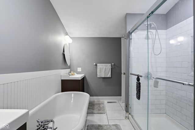 341 E 6th Street, Rushville, IN 46173