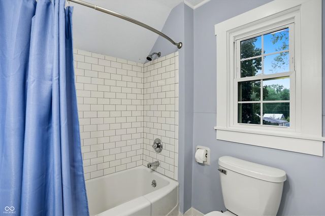 341 E 6th Street, Rushville, IN 46173