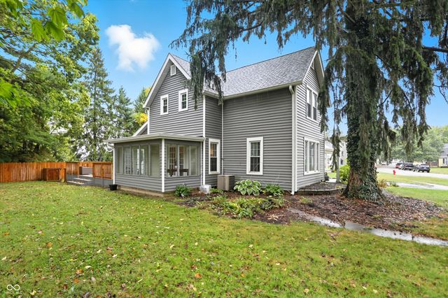 341 E 6th Street, Rushville, IN 46173