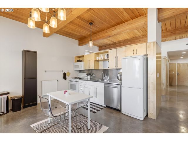 915 Se 35TH Ave 205, Portland, OR 97214