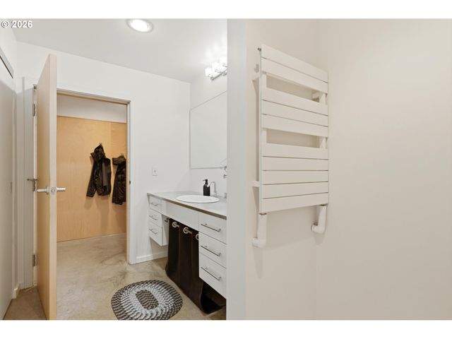 915 Se 35TH Ave 205, Portland, OR 97214