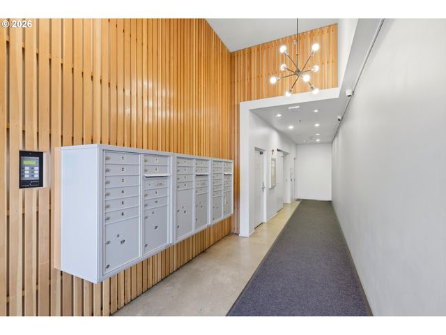 915 Se 35TH Ave 205, Portland, OR 97214