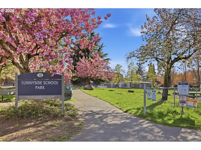 915 Se 35TH Ave 205, Portland, OR 97214