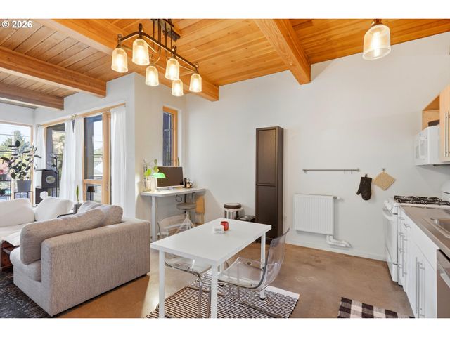 915 Se 35TH Ave 205, Portland, OR 97214