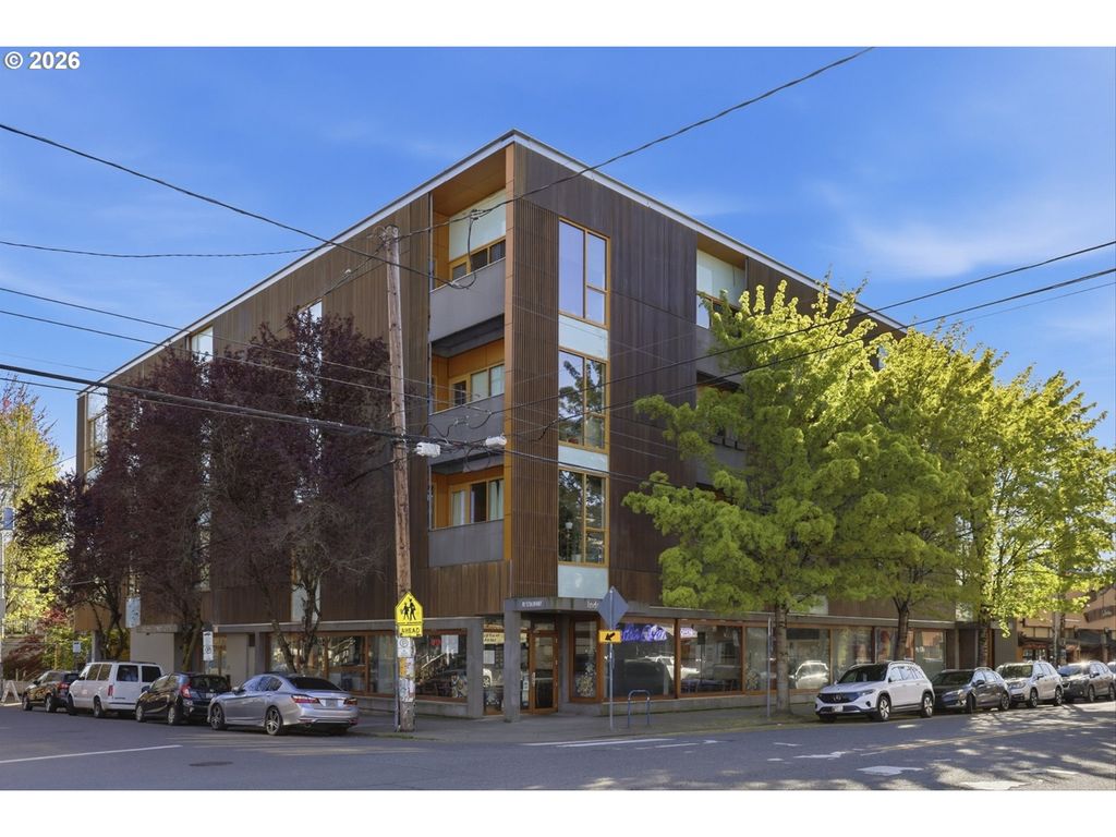 915 Se 35TH Ave 205, Portland, OR 97214