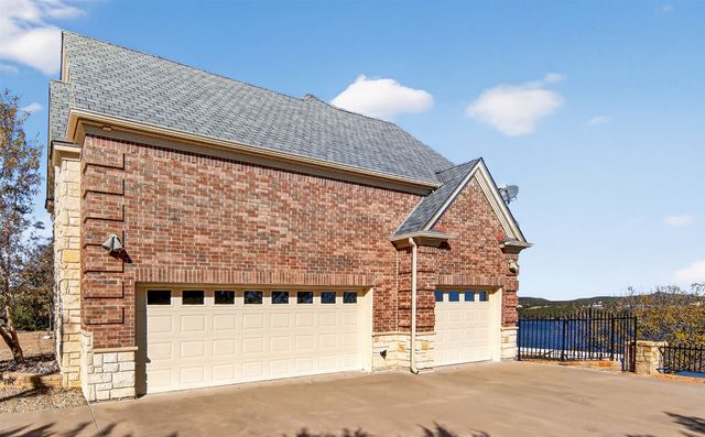 200 Oyster Bay, Graford, TX 76449