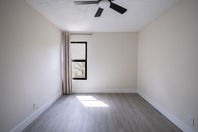 1640 Shaker Circle, Wellington, FL 33414