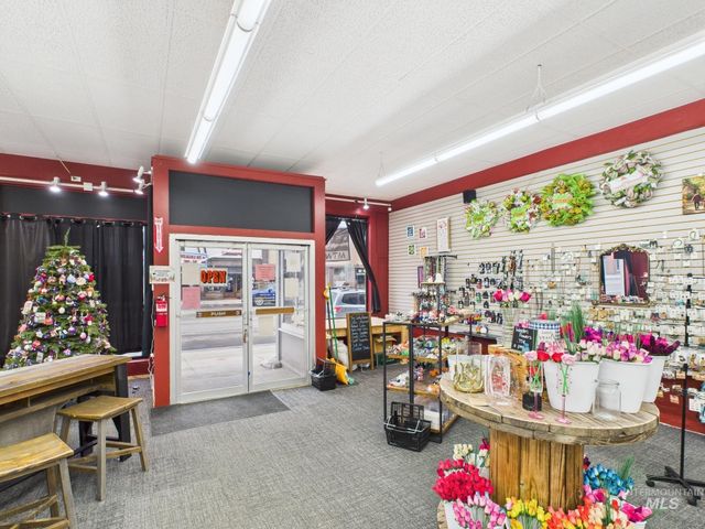 111 W Main St, Grangeville, ID 83530