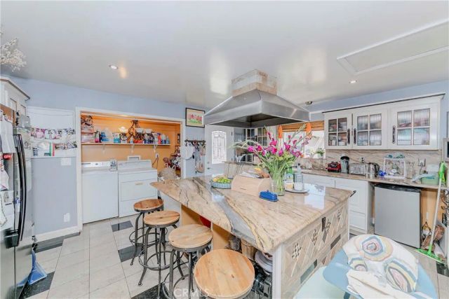 2227 Mathews Avenue, Redondo Beach, CA 90278