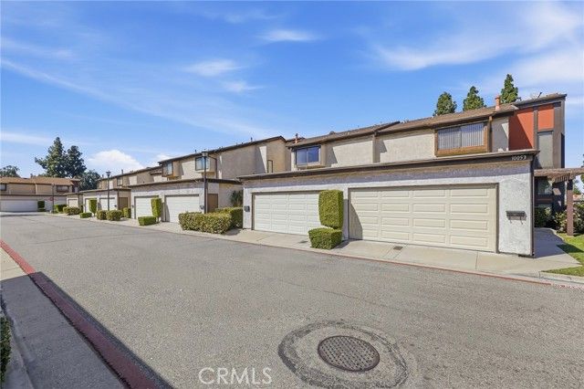 10055 Aspen Circle, Santa Fe Springs, CA 90670