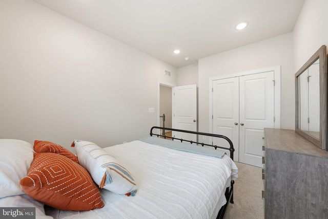 7220 MOUNTAINEER DR, Alexandria, VA 22306