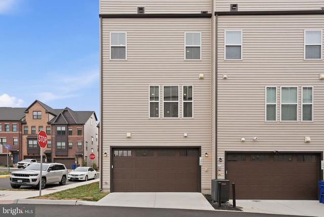 7220 MOUNTAINEER DR, Alexandria, VA 22306