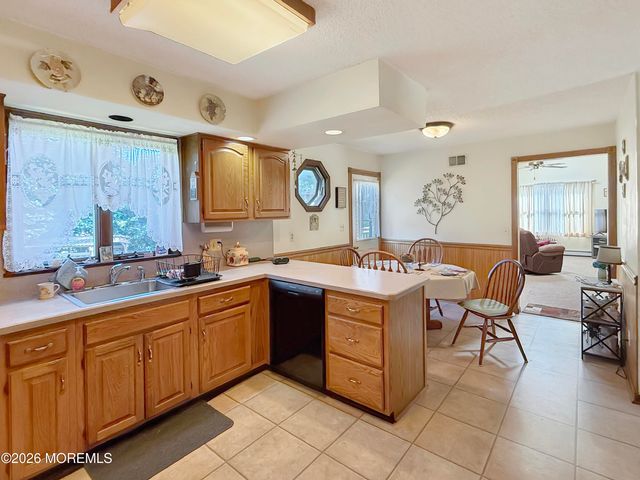 2104 Serpentine Drive, Lacey, NJ 08734