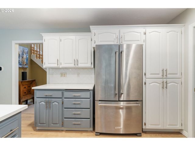 13278 VERMEER Dr, Lake Oswego, OR 97035