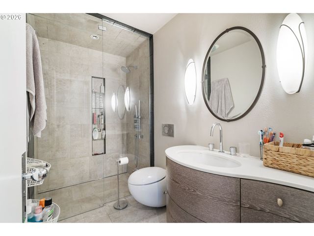 13278 VERMEER Dr, Lake Oswego, OR 97035