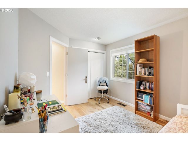 13278 VERMEER Dr, Lake Oswego, OR 97035