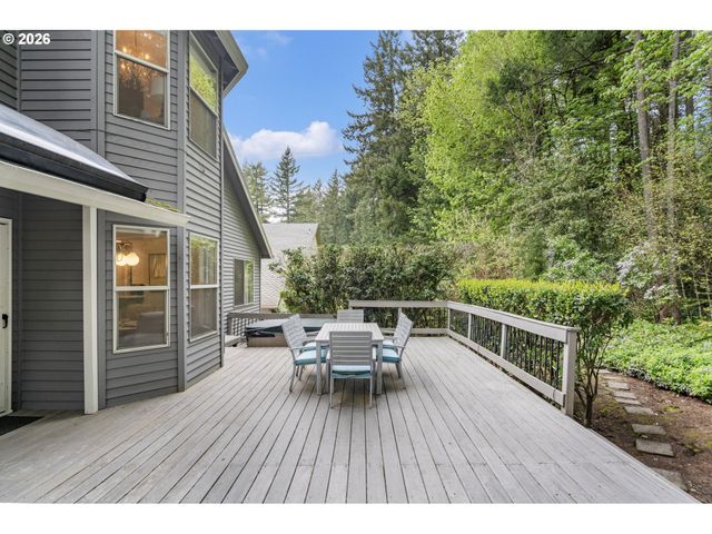 13278 VERMEER Dr, Lake Oswego, OR 97035