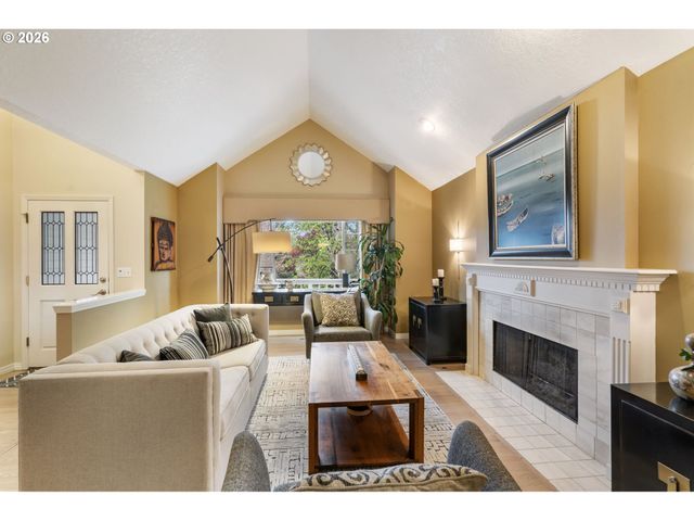 13278 VERMEER Dr, Lake Oswego, OR 97035