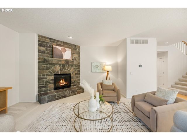 859 Ne RETFORD Ave, Hillsboro, OR 97124