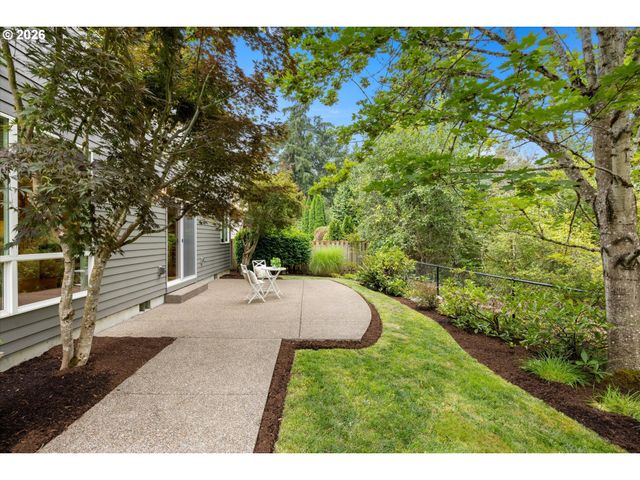 859 Ne RETFORD Ave, Hillsboro, OR 97124