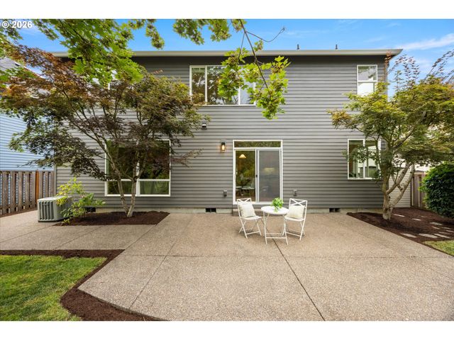 859 Ne RETFORD Ave, Hillsboro, OR 97124