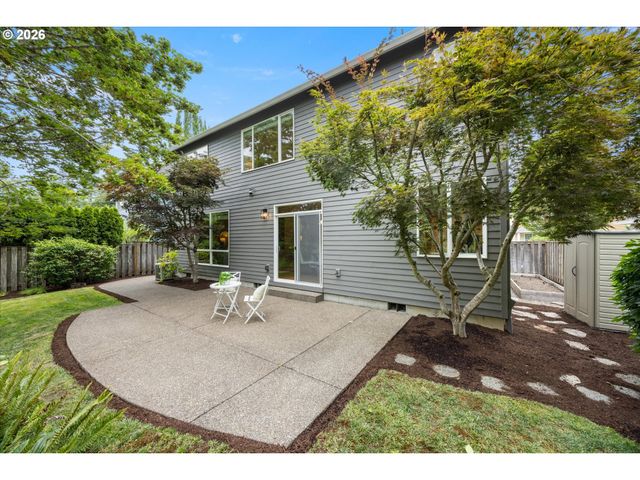 859 Ne RETFORD Ave, Hillsboro, OR 97124