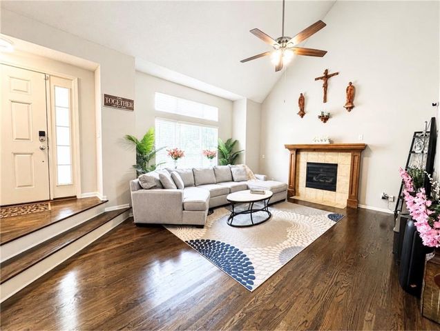 12689 S Belford Street, Olathe, KS 66061