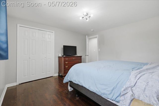 2735 N Williams Lake Road, Waterford Charter Township, MI 48329