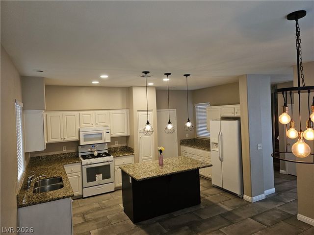 140 Samantha Rose Street, Henderson, NV 89012