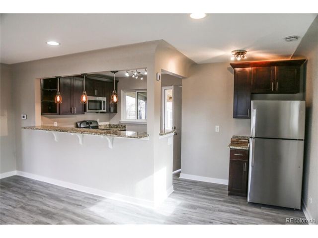 3290 Magnolia St, Denver, CO 80207