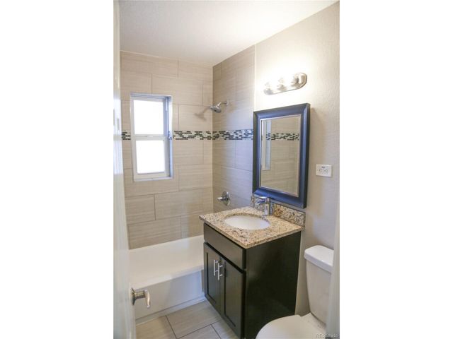 3290 Magnolia St, Denver, CO 80207