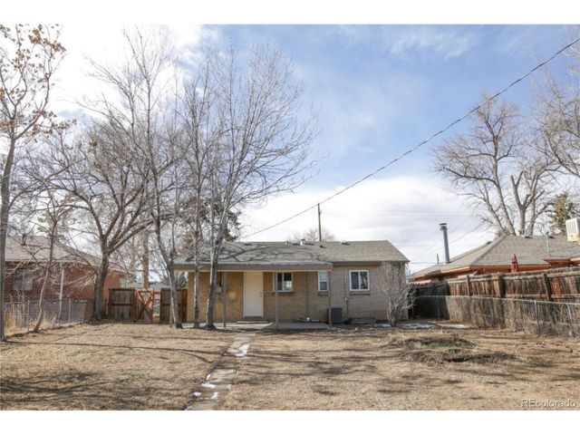 3290 Magnolia St, Denver, CO 80207