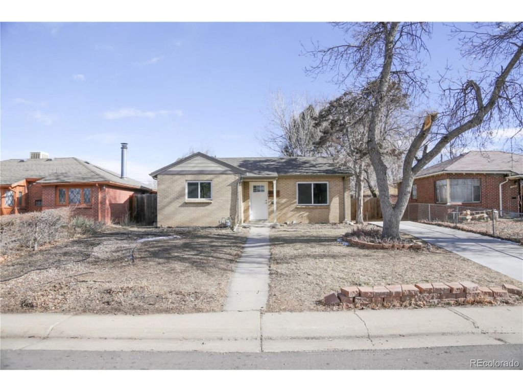 3290 Magnolia St, Denver, CO 80207