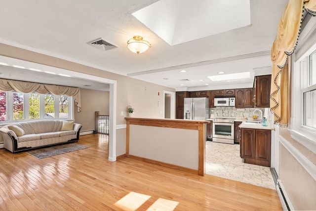 164 Lockland Ave, Framingham, MA 01701