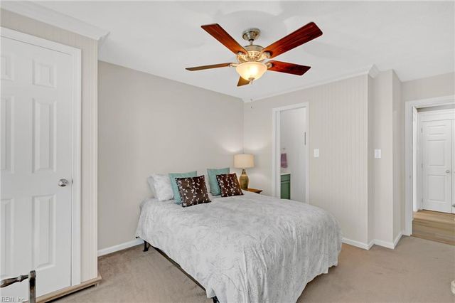 114 Runaway LN, Yorktown, VA 23692