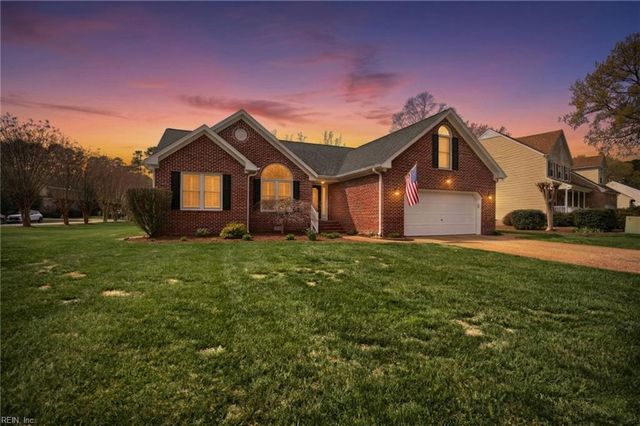 114 Runaway LN, Yorktown, VA 23692