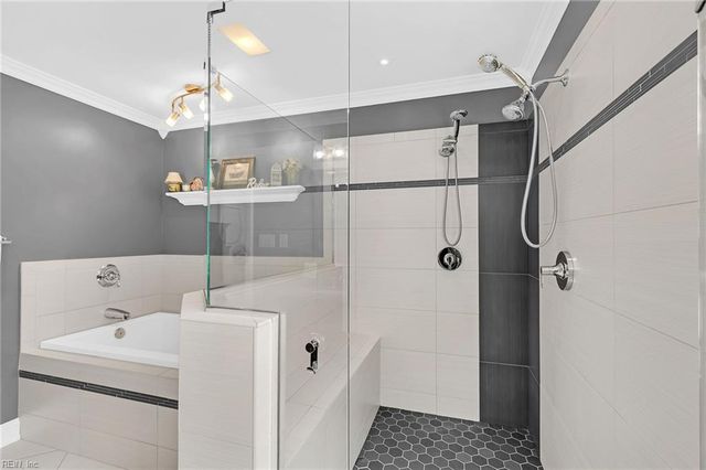 114 Runaway LN, Yorktown, VA 23692