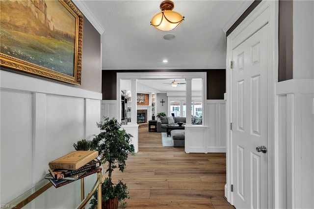 114 Runaway LN, Yorktown, VA 23692