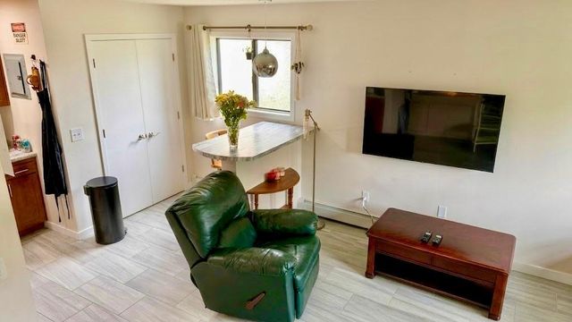 7352 72nd Lane N, Brooklyn Park, MN 55428