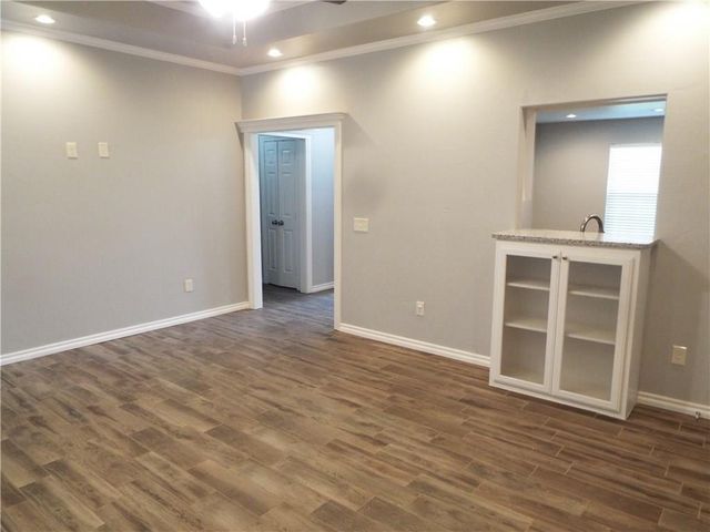 2829 Larkspur Road, Moore, OK 73160