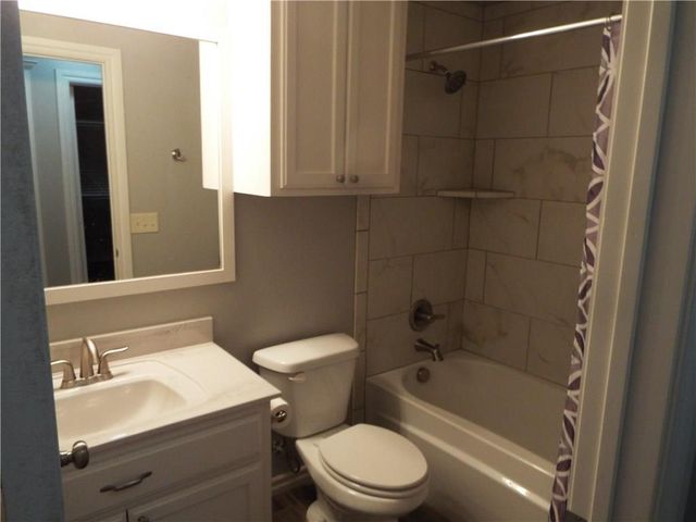 2829 Larkspur Road, Moore, OK 73160