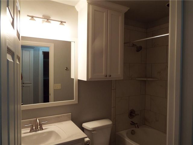 2829 Larkspur Road, Moore, OK 73160