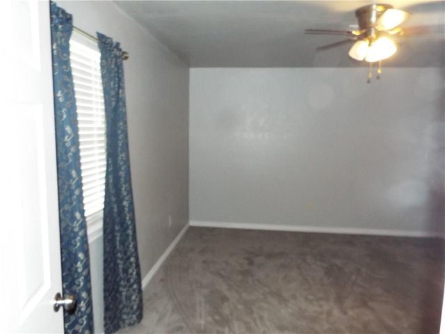 2829 Larkspur Road, Moore, OK 73160